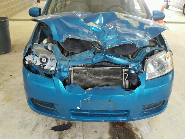 KL1TD56E79B624775 - 2009 CHEVROLET AVEO LS BLUE photo 9