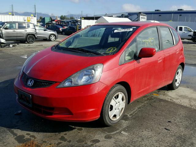 JHMGE8H38DC033957 - 2013 HONDA FIT RED photo 2