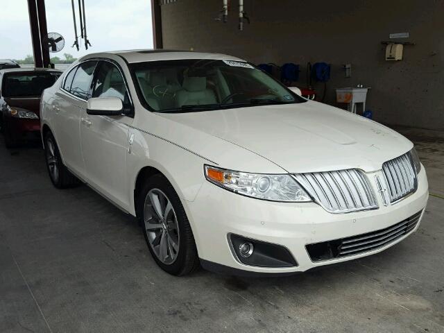 1LNHM93RX9G615015 - 2009 LINCOLN MKS WHITE photo 1