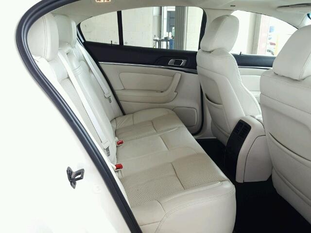 1LNHM93RX9G615015 - 2009 LINCOLN MKS WHITE photo 6