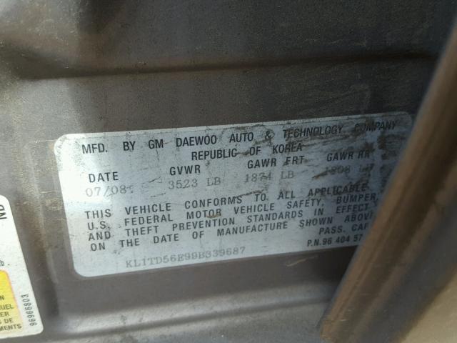 KL1TD56E99B339687 - 2009 CHEVROLET AVEO LS SILVER photo 10