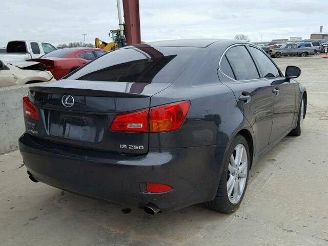 JTHBK262665020609 - 2006 LEXUS IS 250 GRAY photo 4