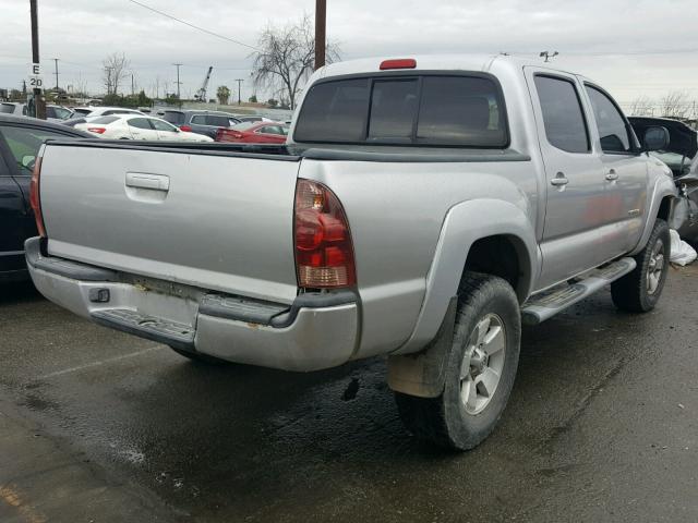 5TEJU62N85Z074133 - 2005 TOYOTA TACOMA DOU SILVER photo 4