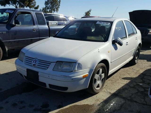 3VWSC29MXYM035474 - 2000 VOLKSWAGEN JETTA GLS WHITE photo 2