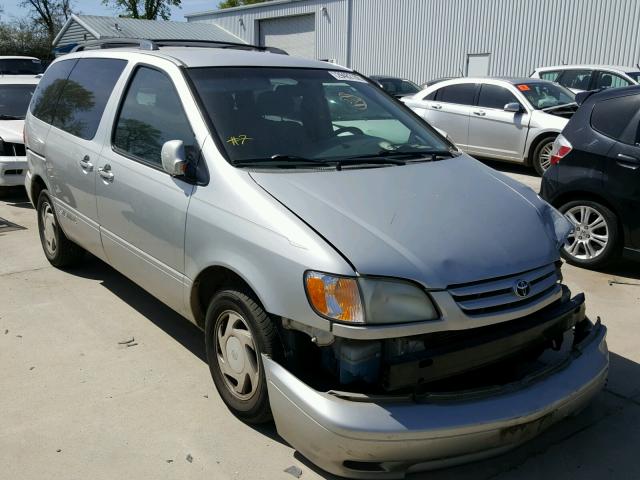 4T3ZF13C12U426215 - 2002 TOYOTA SIENNA LE SILVER photo 1