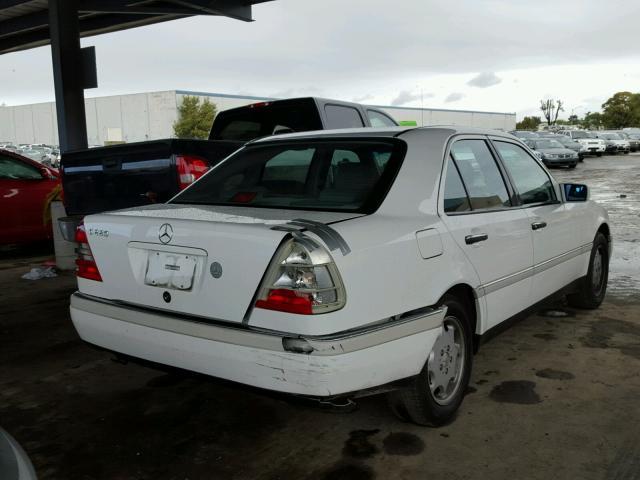 WDBHA22E1SF227572 - 1995 MERCEDES-BENZ C 220 WHITE photo 4