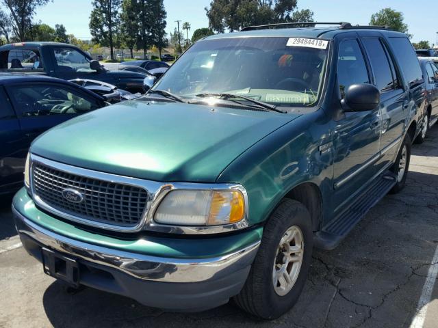 1FMRU15L5YLC22513 - 2000 FORD EXPEDITION GREEN photo 2