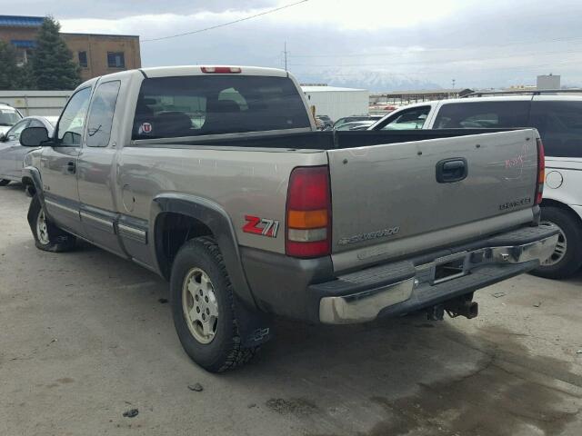 1GCEK19T9YE156488 - 2000 CHEVROLET SILVERADO GRAY photo 3