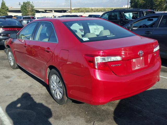 4T1BF1FK5EU830488 - 2014 TOYOTA CAMRY L RED photo 3