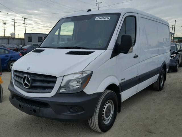 WD3PE7CC2E5855270 - 2014 MERCEDES-BENZ SPRINTER 2 WHITE photo 2