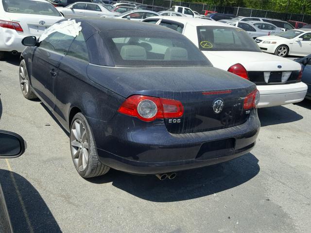WVWDB71F87V018914 - 2007 VOLKSWAGEN EOS 3.2L S BLUE photo 3