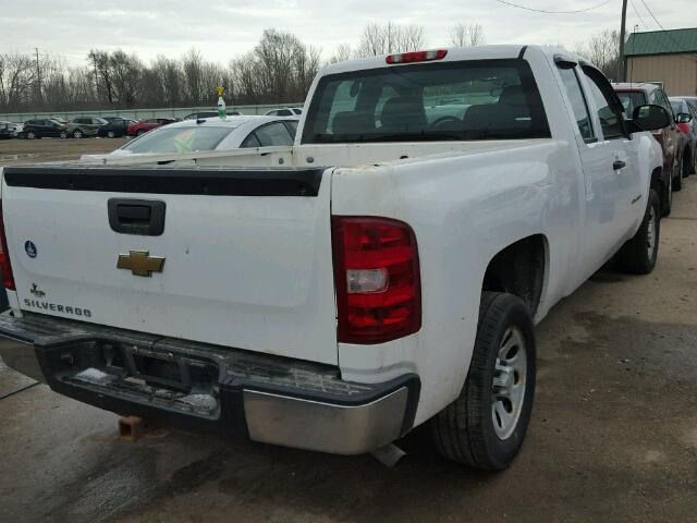 1GCSCPEX4AZ273812 - 2010 CHEVROLET SILVERADO WHITE photo 4