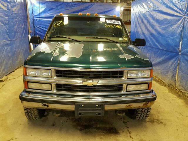 1GCHK33J9YF468773 - 2000 CHEVROLET GMT-400 K3 GREEN photo 9