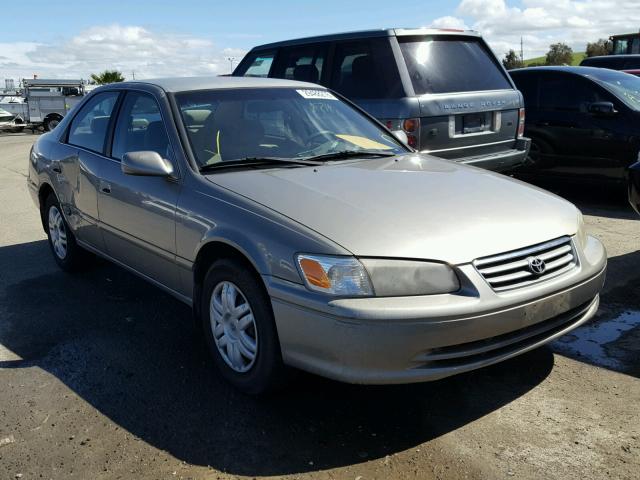 JT2BG22K7Y0458461 - 2000 TOYOTA CAMRY CE TAN photo 1