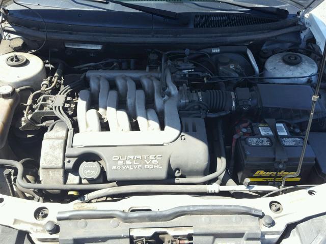 1ZWFT61LX15621238 - 2001 MERCURY COUGAR V6 WHITE photo 7