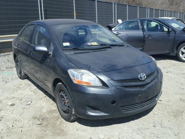 JTDBT923771090702 - 2007 TOYOTA YARIS GRAY photo 1