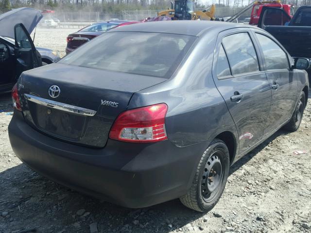 JTDBT923771090702 - 2007 TOYOTA YARIS GRAY photo 4