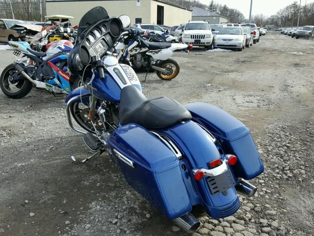 1HD1KBC11HB606680 - 2017 HARLEY-DAVIDSON FLHX STREE BLUE photo 3