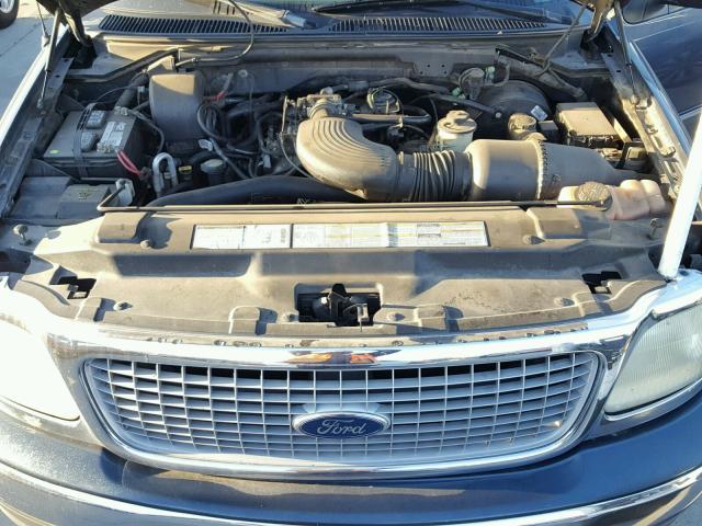 1FMRU17L1XLA17833 - 1999 FORD EXPEDITION BLUE photo 7