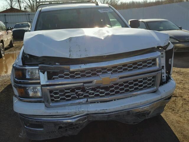 1GCVKREC0EZ402692 - 2014 CHEVROLET SILVERADO WHITE photo 9