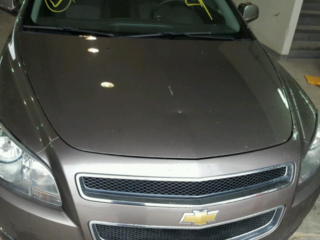 1G1ZC5E11BF396428 - 2011 CHEVROLET MALIBU 1LT 棕色 照片 9