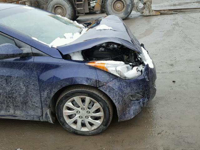 5NPDH4AE2CH105240 - 2012 HYUNDAI ELANTRA GL BLUE photo 9