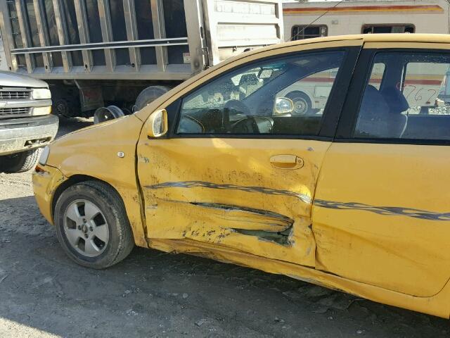 KL1TD66676B549781 - 2006 CHEVROLET AVEO BASE Դեղին լուսանկար 10