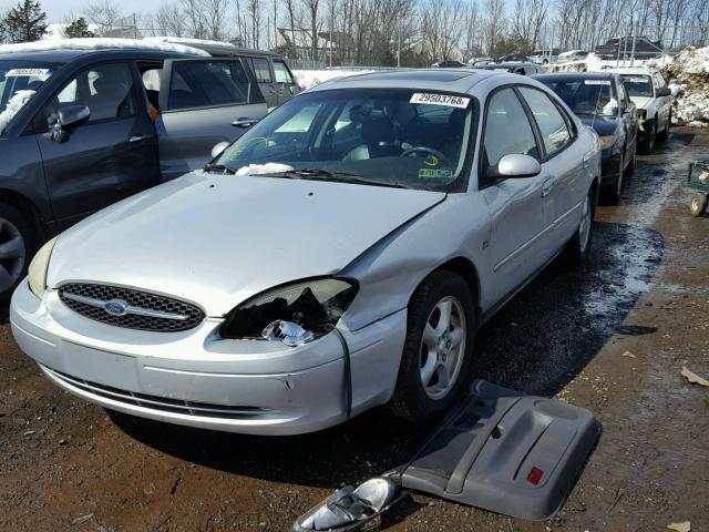 1FAFP55S02A220383 - 2002 FORD TAURUS SES SILVER photo 2