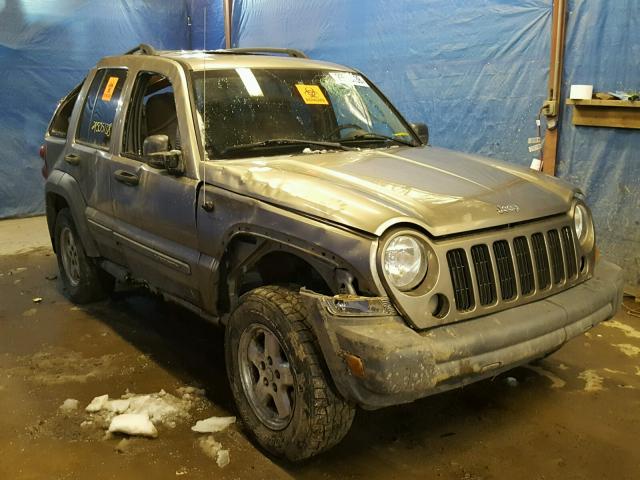 1J4GL48K75W692565 - 2005 JEEP LIBERTY SP GOLD photo 1