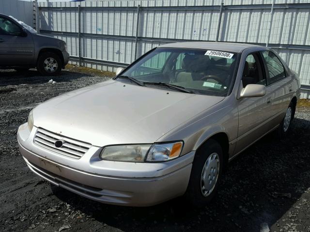 4T1BG22K3XU439478 - 1999 TOYOTA CAMRY CE TAN photo 2