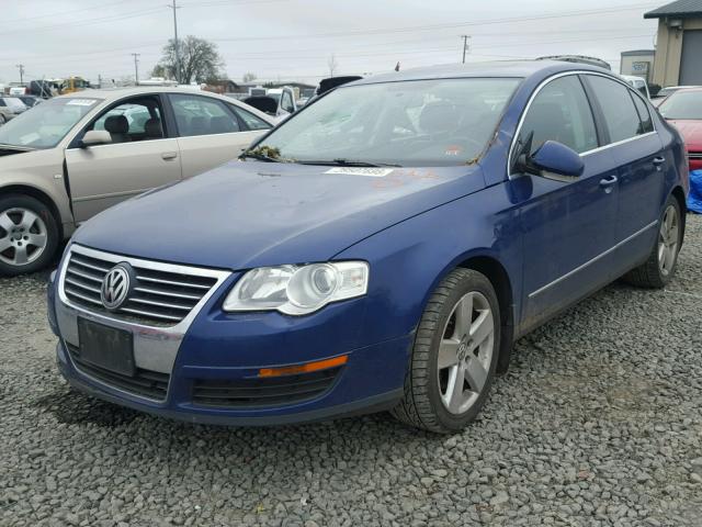 WVWAK73C98P097859 - 2008 VOLKSWAGEN PASSAT KOM BLUE photo 2