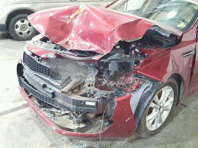 5XXGN4A76DG112311 - 2013 KIA OPTIMA EX RED photo 9