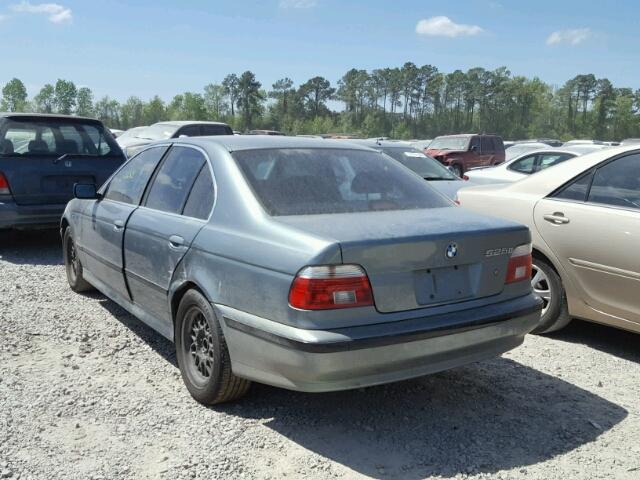 WBADT43481GF58511 - 2001 BMW 525 I AUTO BLUE photo 3