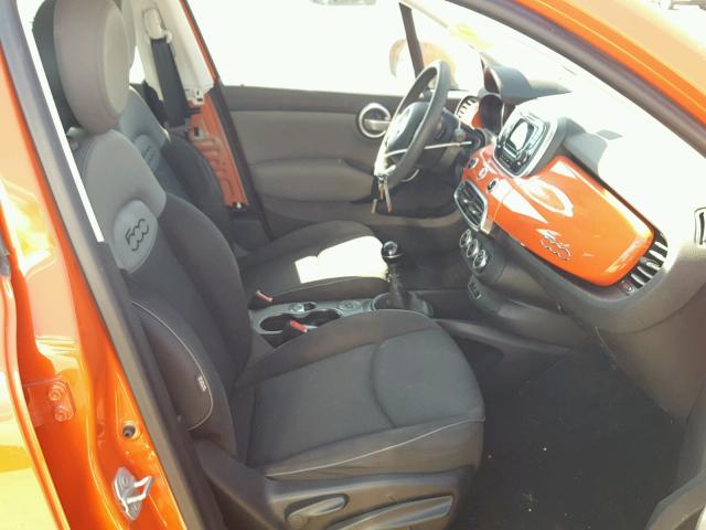 ZFBCFXAW2GP362567 - 2016 FIAT 500X POP ORANGE photo 5