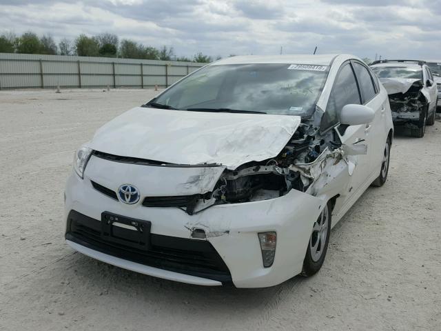 JTDKN3DU7C5465231 - 2012 TOYOTA PRIUS WHITE photo 2