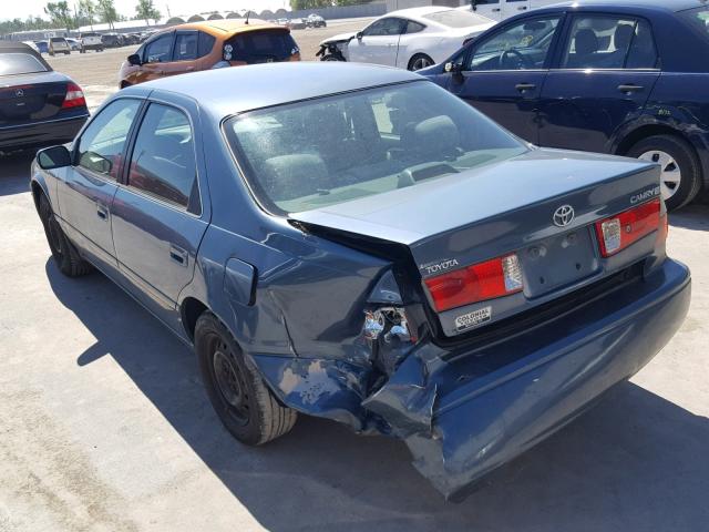 4T1BG22K31U833473 - 2001 TOYOTA CAMRY CE BLUE photo 3