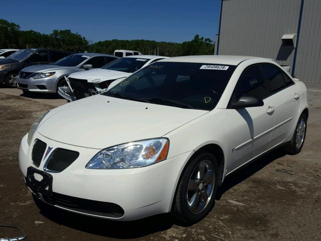 1G2ZH58N174161767 - 2007 PONTIAC G6 GT WHITE photo 2