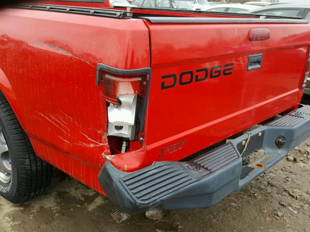 1B7FL26XXTW702331 - 1996 DODGE DAKOTA RED photo 9