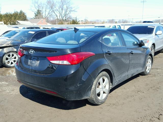 5NPDH4AE1BH008089 - 2011 HYUNDAI ELANTRA GL BLACK photo 4