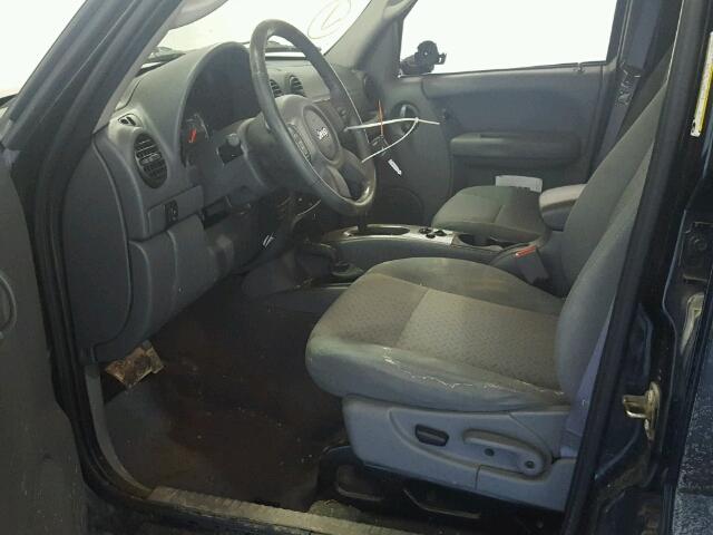 1J4GL38K65W581984 - 2005 JEEP LIBERTY RE BLACK photo 5