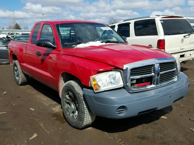 1D7HW22K85S335939 - 2005 DODGE DAKOTA ST RED photo 1