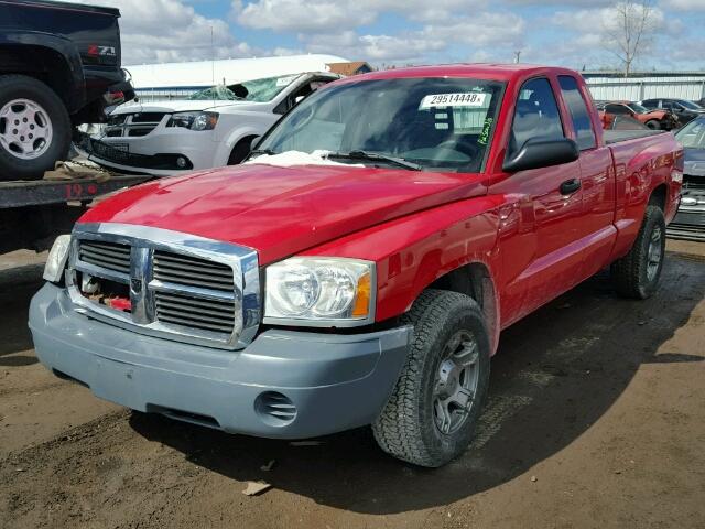 1D7HW22K85S335939 - 2005 DODGE DAKOTA ST RED photo 2