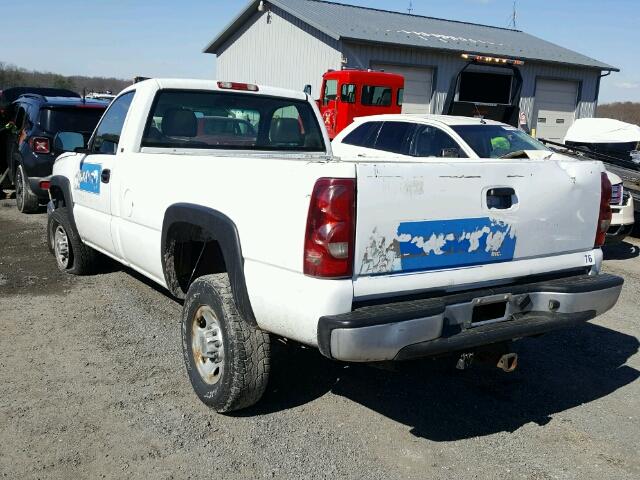 1GCHC24U43E256751 - 2003 CHEVROLET SILVERADO WHITE photo 3