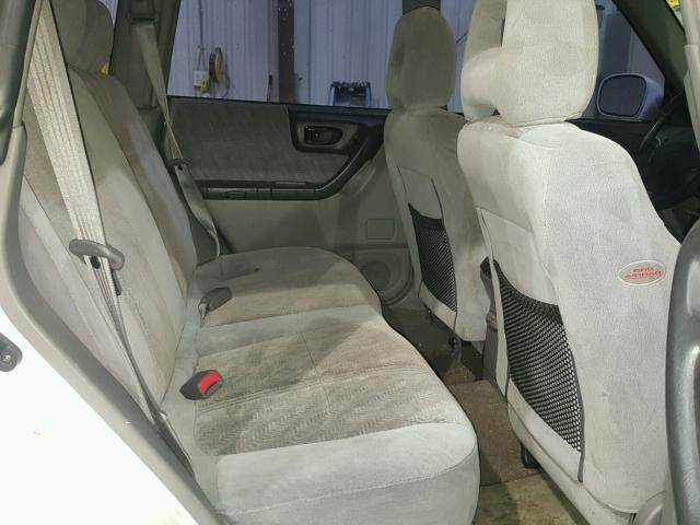 JF1SF65692H714100 - 2002 SUBARU FORESTER S 白色 照片 6