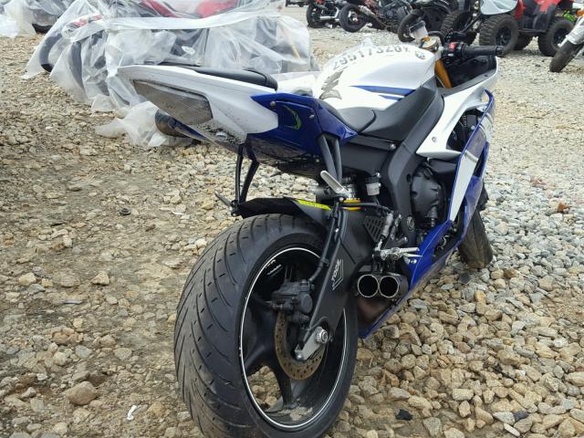 JYARJ16E5EA030699 - 2014 YAMAHA YZFR6 TWO TONE photo 4