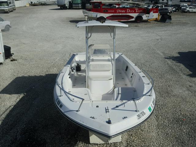 ANGG0163D303 - 2003 ANGL BOAT WHITE photo 9