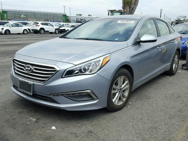 5NPE24AF1FH021882 - 2015 HYUNDAI SONATA SE SILVER photo 2