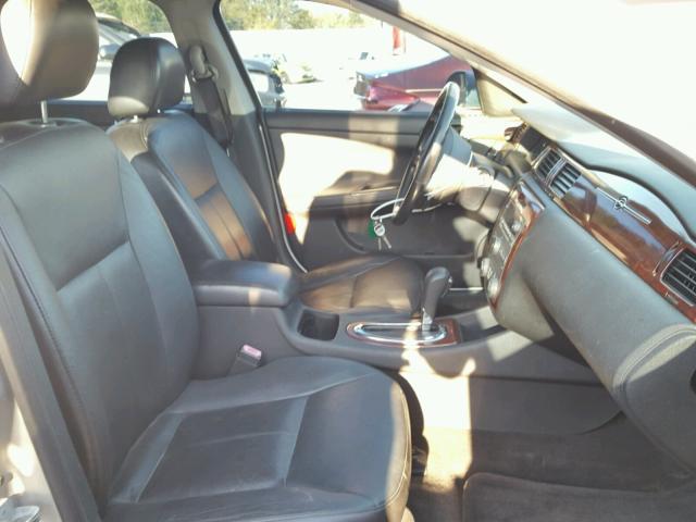 2G1WC581869385939 - 2006 CHEVROLET IMPALA LT SILVER photo 5