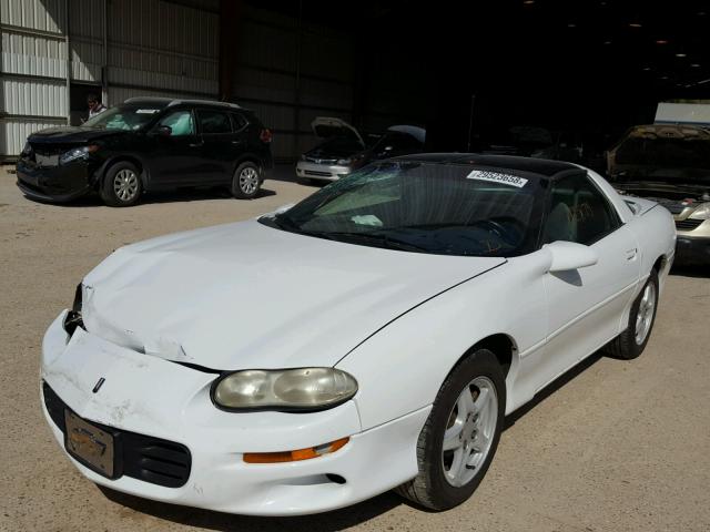 2G1FP22K7X2125403 - 1999 CHEVROLET CAMARO WHITE photo 2