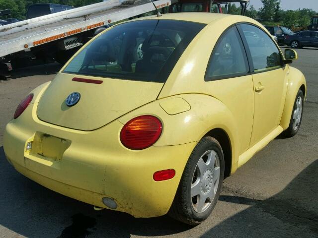 3VWCC21C2XM424499 - 1999 VOLKSWAGEN NEW BEETLE 黄色 照片 4